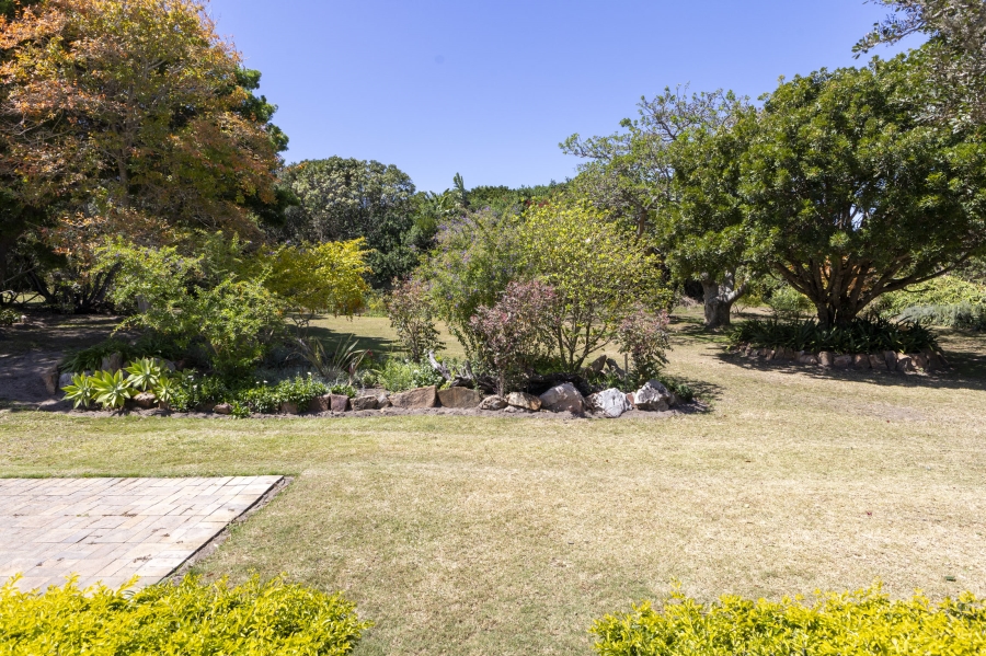 3 Bedroom Property for Sale in Seafield Eastern Cape